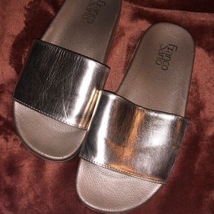 Women’s Franco Sarto Rose Gold Slides Size 8